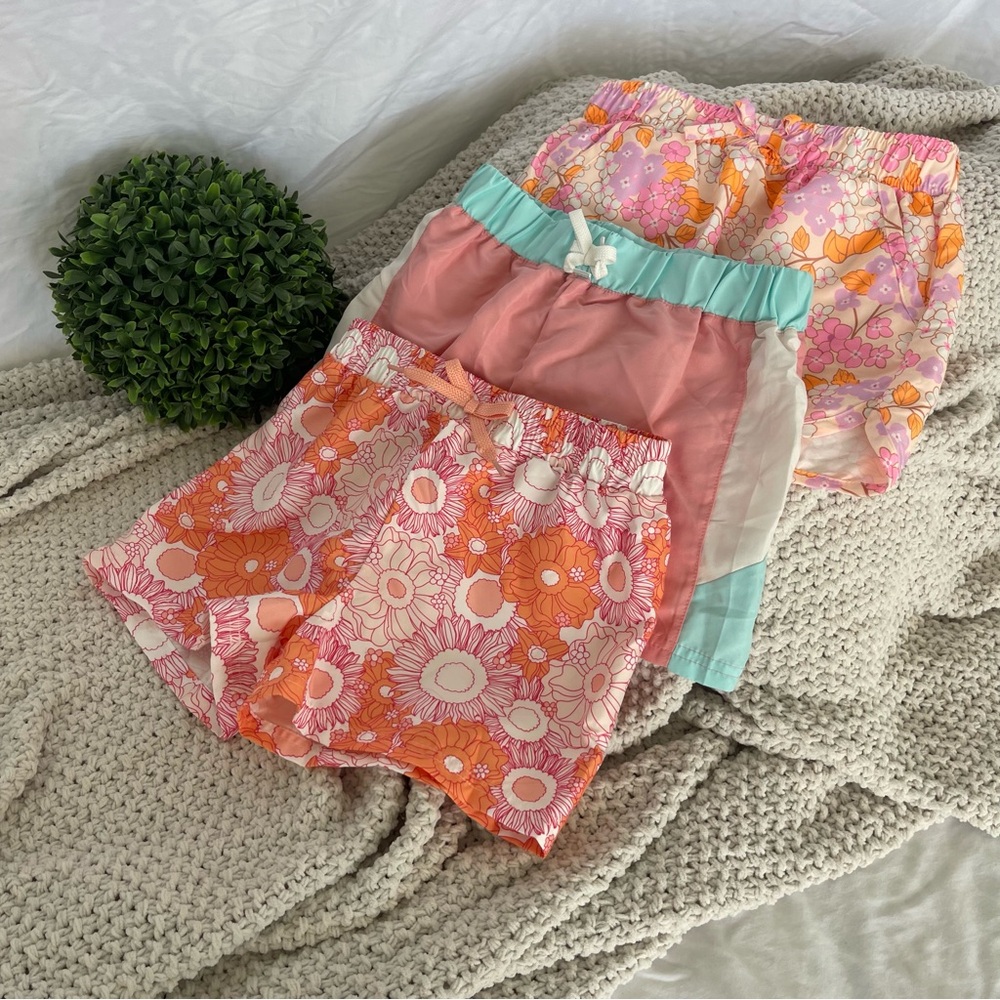 Derek Heart Kids Floral and Solid Swim Shorts Set of 3 - Size 8